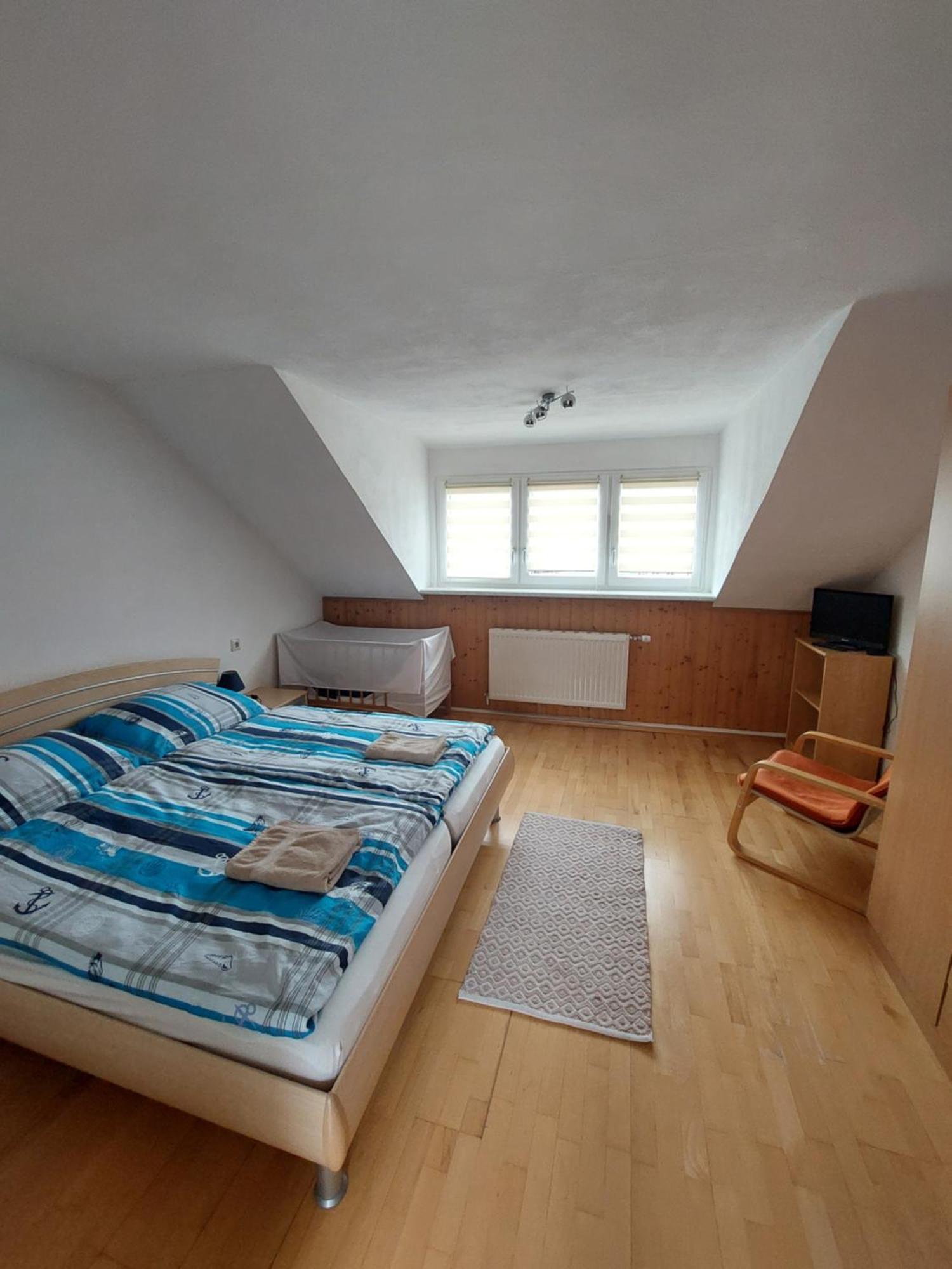 Haus Jezek Apartment Уиндишгарстен Екстериор снимка